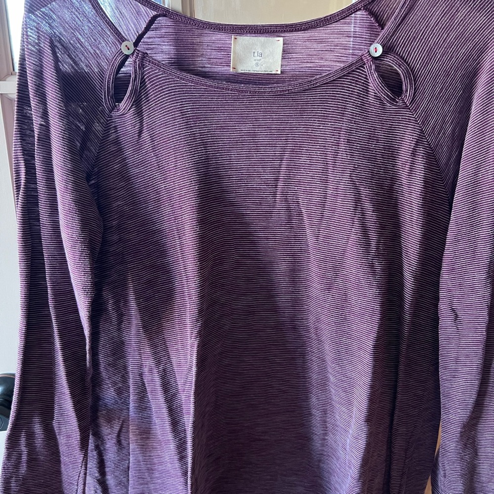 T la long sleeve knit top